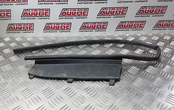 Toyota Prius (XW30) Wiper trim 5578347060