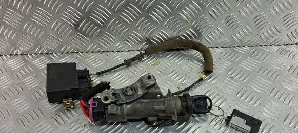 Volkswagen Sharan Ignition lock 4B0905851B