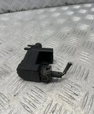 Opel Antara Turbo solenoid valve 25183170