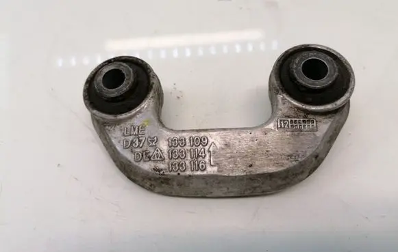 Volkswagen PASSAT B5.5 Front anti-roll bar/stabilizer link 133109 133114 133116