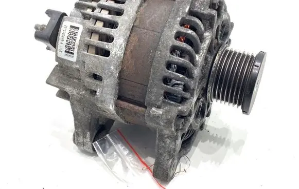 Renault Megane III Generator/alternator 231000024R