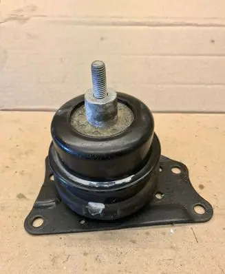 Volkswagen Polo V 6R Engine mounting bracket 6R0199167B