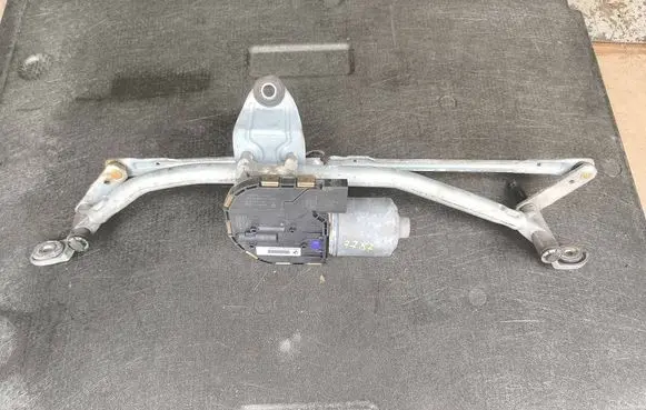 BMW X3 F25 Front wiper linkage and motor 3397021315 TYW350