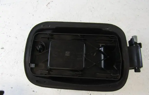 BMW 4 G22 G23 G24 G26 Fuel tank cap 14290410