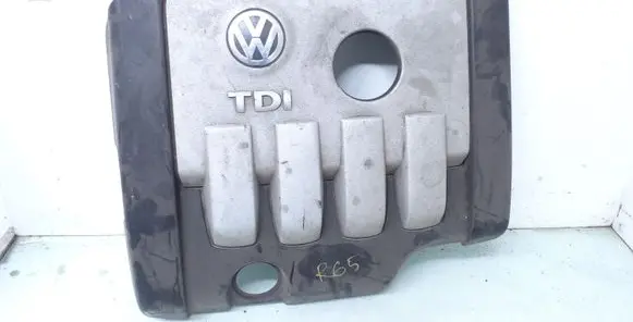 Volkswagen Touran I Engine cover (trim) 03G103925AE 03G103925AG