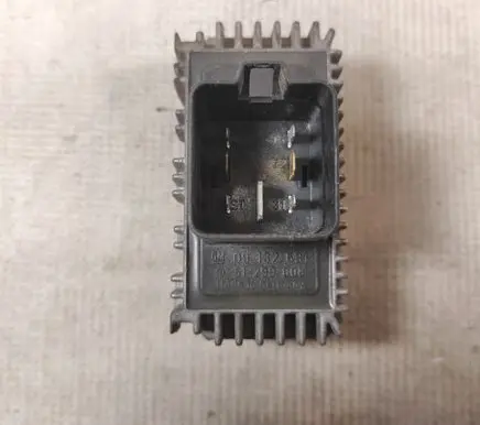 Opel Zafira A Glow plug pre-heat relay 09132691 51299008