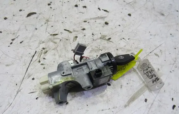 Nissan Juke I F15 Ignition lock GMAUTO4574097