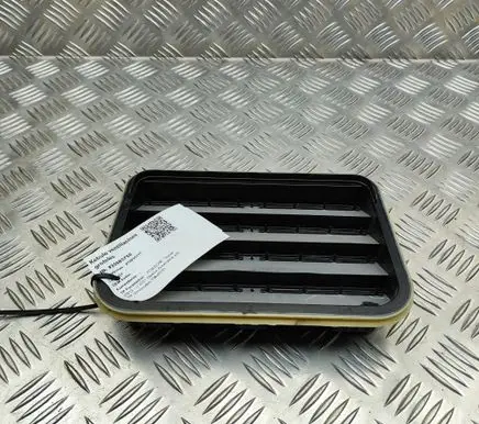 Porsche Taycan 9J1 Quarter panel pressure vent 7PP819181A