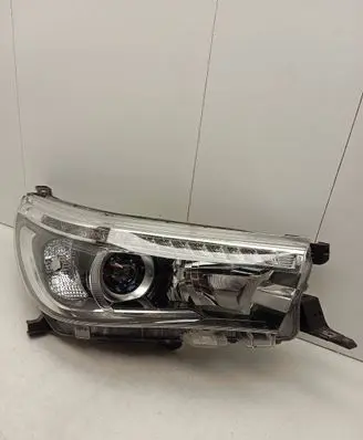 Toyota Hilux (AN120, AN130) Headlight/headlamp 811400K732