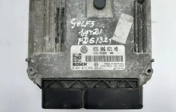 Volkswagen Golf V Engine control unit/module 03G906021HB 0281013606