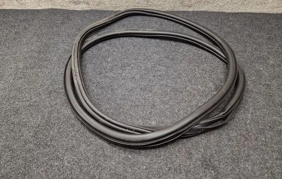 Cupra Born Front door rubber seal 10A867911D