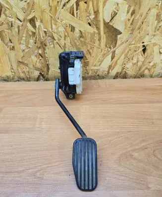 Volvo XC90 Accelerator throttle pedal 6PV00853718