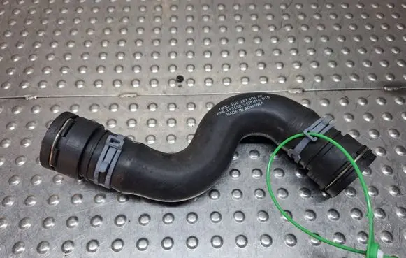 Audi A4 S4 B8 8K Engine coolant pipe/hose S26371890 4G0122101AE