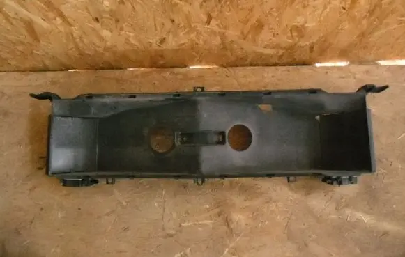 Tesla Model S Intake resonator 100726100D