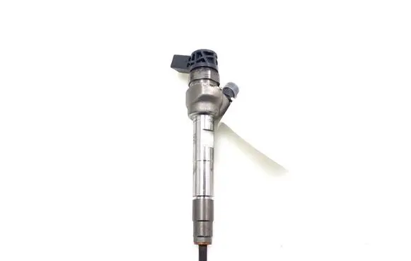 Toyota RAV 4 (XA40) Fuel injector 23670WA030