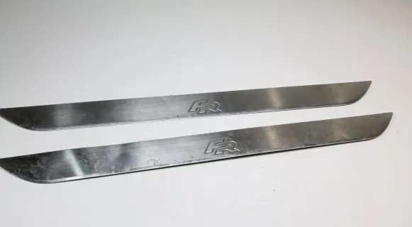 Seat Leon (5F) sill trim set (inner) 