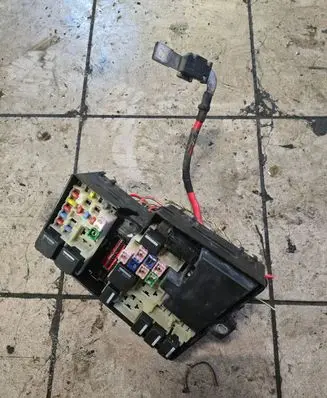 Volvo C30 Fuse box set 518818000 8688040