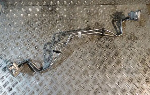 BMW M4 F82 F83 Turbo turbocharger oiling pipe/hose