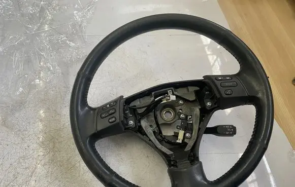Lexus RX 330 - 350 - 400H Steering wheel 