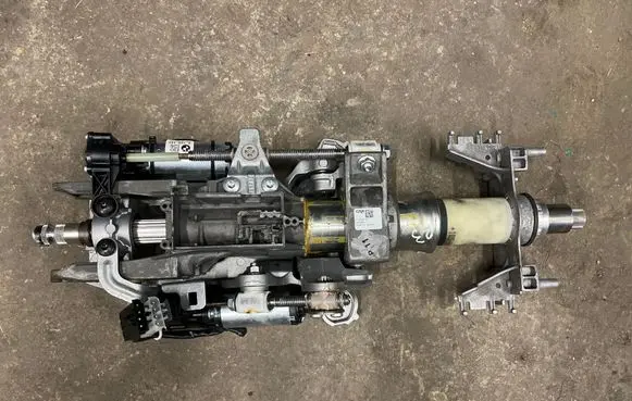 Steering wheel axle