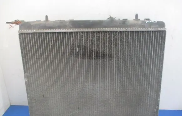 Citroen Xsara Picasso Coolant radiator 9647421580