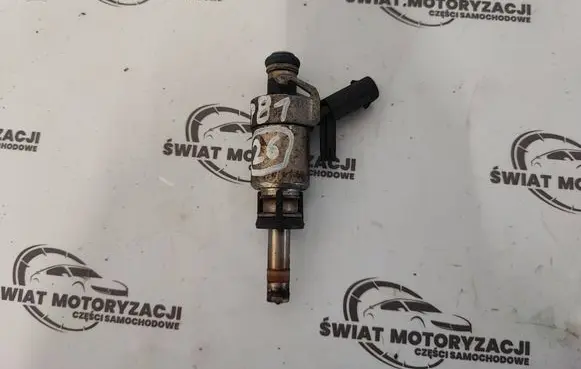 Audi A5 8T 8F Fuel injector 06L906036C
