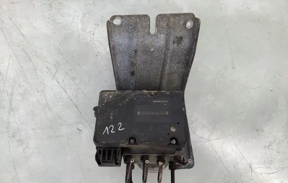 Volvo V70 ABS Pump 8671224 10092504033 5WK84002