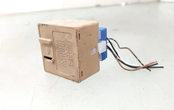 Mitsubishi Space Wagon Other relay MD332124 0680005220