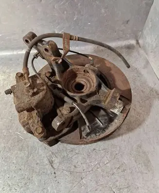 Hyundai i40 Front wheel hub spindle knuckle 517053Z100