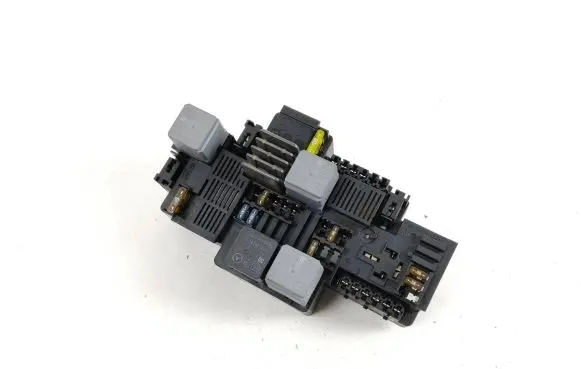Mercedes-Benz E W213 Fuse module A2139065706
