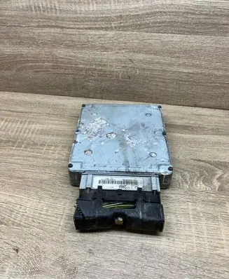 Ford Focus Engine control unit/module 1M5F12A650BE