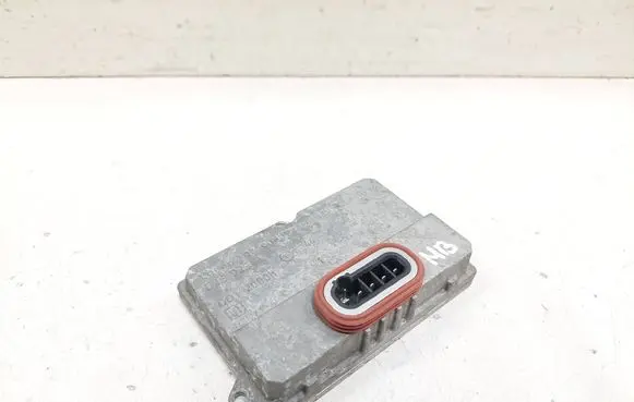 Mercedes-Benz E W211 Headlight ballast module Xenon 5DV00829000
