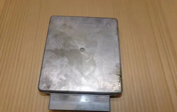 Ford Mondeo Mk III Engine control unit/module 1s7f-12a650-jd