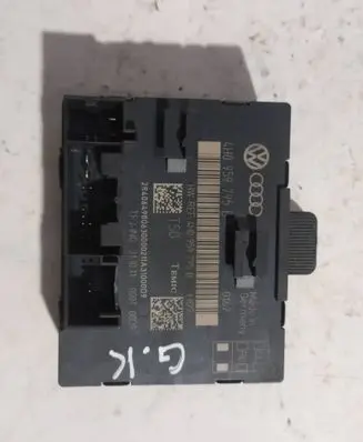 Volkswagen Touareg II Door control unit/module 4H0959795B