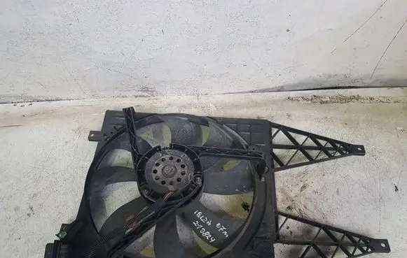 Seat Ibiza III (6L) Radiator cooling fan shroud 885002206