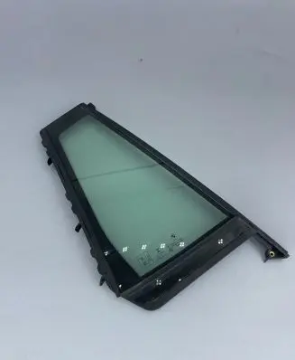 Rear vent window glass