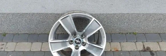 Ford Mustang V R18 alloy rim 