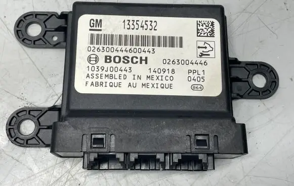 Opel Insignia A Parking PDC control unit/module 13354532
