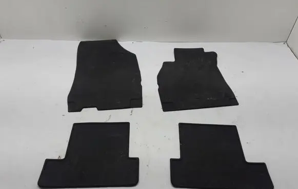 Renault Megane III Car floor mat set 7711425284
