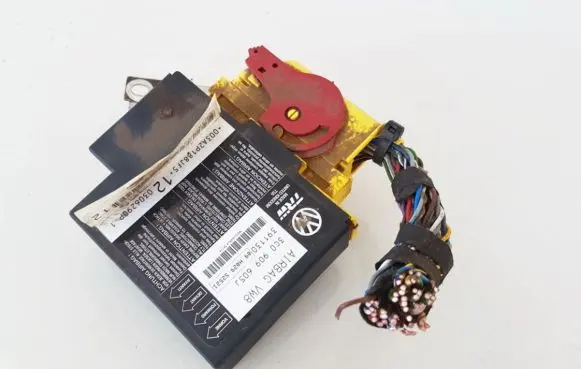 Volkswagen PASSAT B6 Airbag control unit/module 3c0909605j 391130