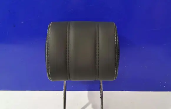 Land Rover Range Rover L405 Front seat headrest 