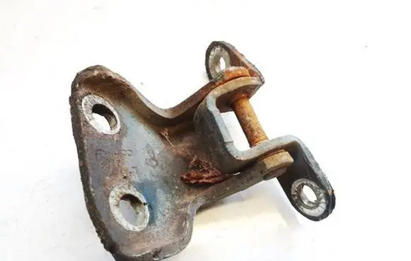 Ford Maverick Front door upper hinge
