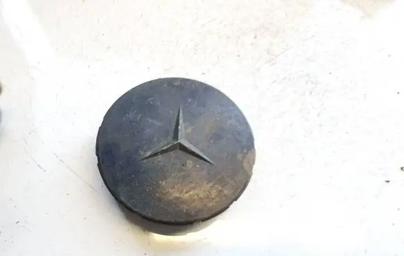 Mercedes-Benz CLC CL203 Original wheel cap A1714000025