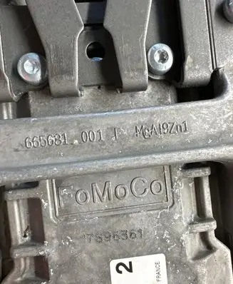 Steering wheel axle set