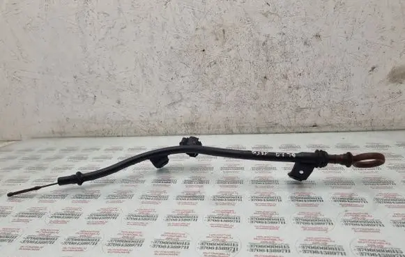 Volkswagen PASSAT B6 Oil level dip stick 03L103634