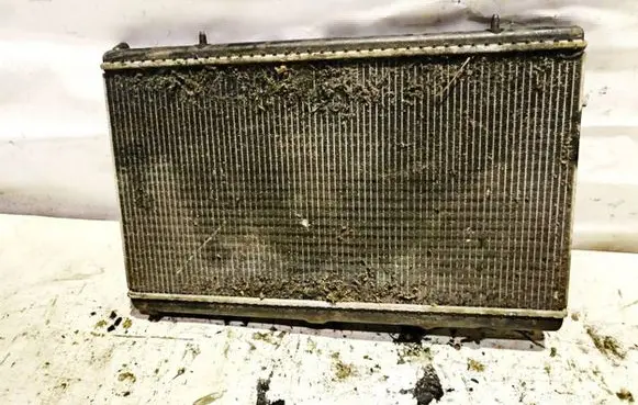 Citroen C5 Coolant radiator 9654674480