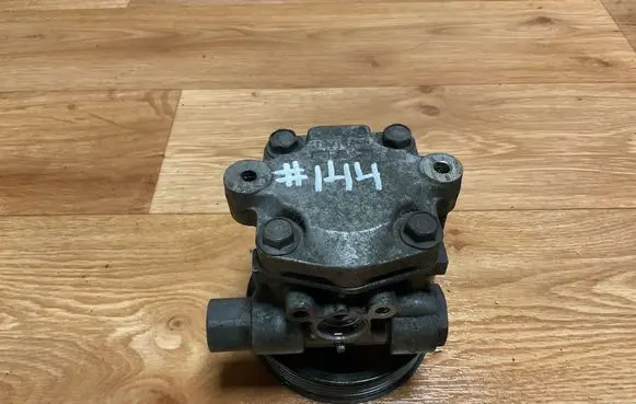 Dodge Journey Power steering pump 83211551