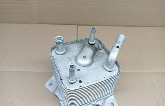 Nissan X-Trail T32 Transmission/gearbox oil cooler 28X1B 16X212046
