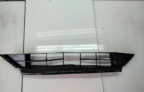 Ford Kuga III Front bumper lower grill LV4B-17K945-S