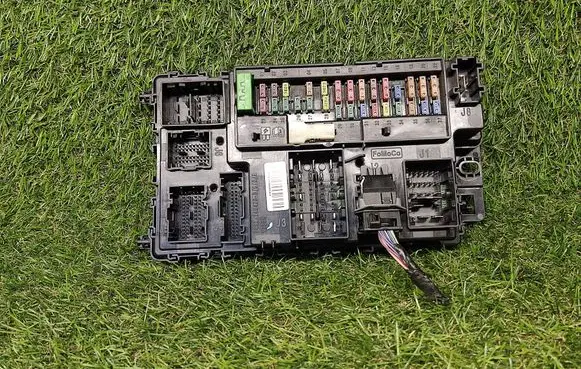 Ford Fusion II Power management control unit DG9T15604DK